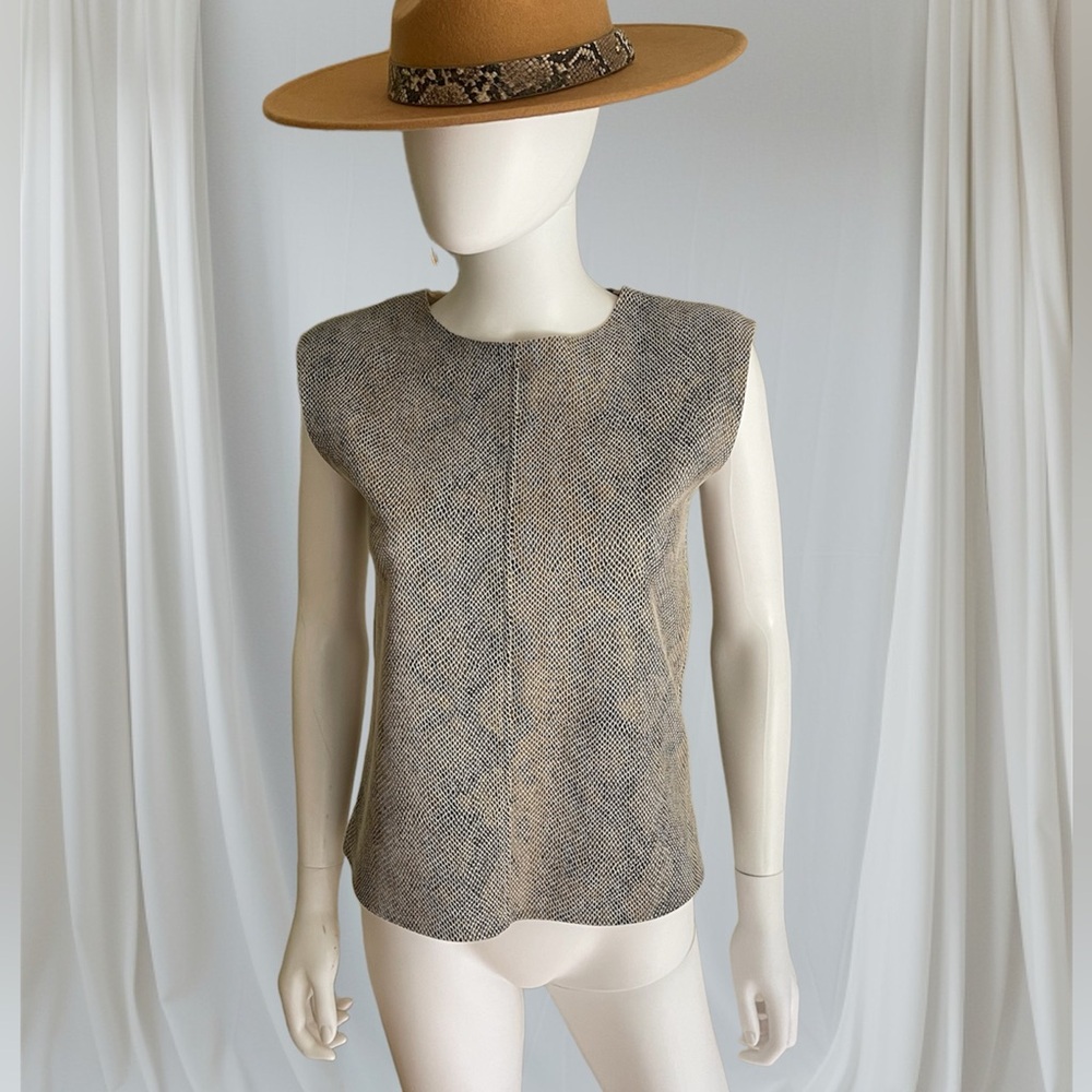 Shoulder padded, faux leather top by Zara
